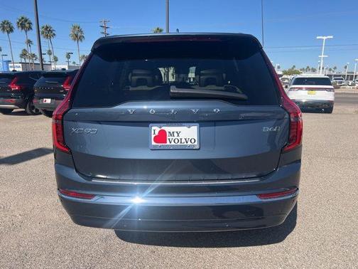 2026 Volvo XC90 B6 Plus 7-Seater