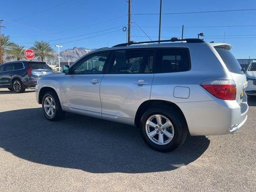 2010 Toyota Highlander Base