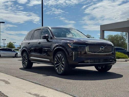 2026 Volvo XC90 B5 Plus 7-Seater