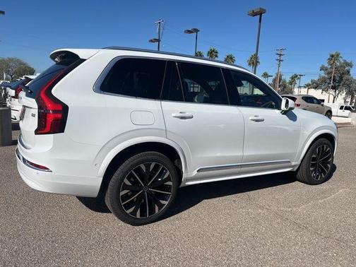 2026 Volvo XC90 B6 Plus 7-Seater