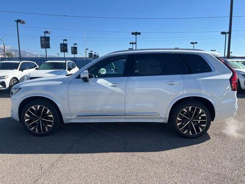 2026 Volvo XC90 B6 Plus 7-Seater