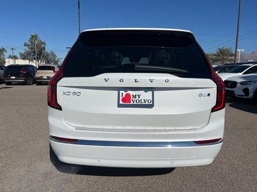 2026 Volvo XC90 B6 Plus 7-Seater