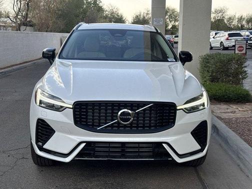 2025 Volvo XC60 Plug-In Hybrid T8 Core