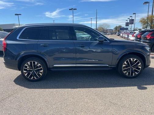 Denim Blue 2026 Volvo XC90 B6 Plus 7-Seater