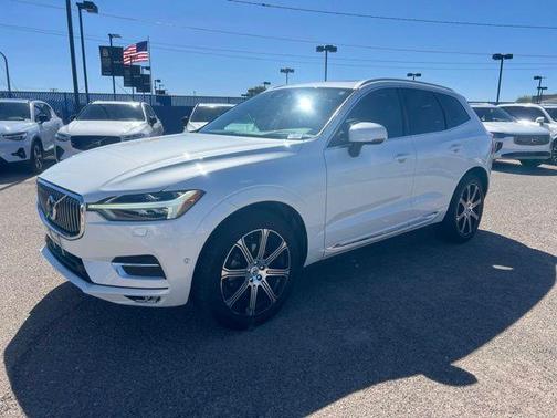 Crystal White 2020 Volvo XC60 T5 Inscription