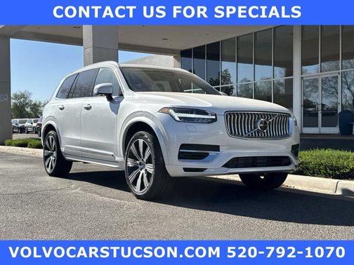 2025 Volvo XC90 Plug-In Hybrid T8 Plus 6-Seater