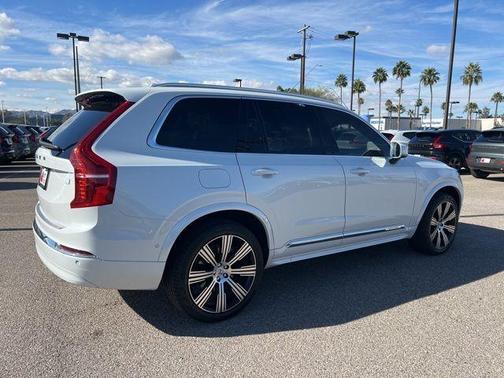 2023 Volvo XC90 Recharge Plug-In Hybrid T8 Plus Bright Theme 7 Passenger