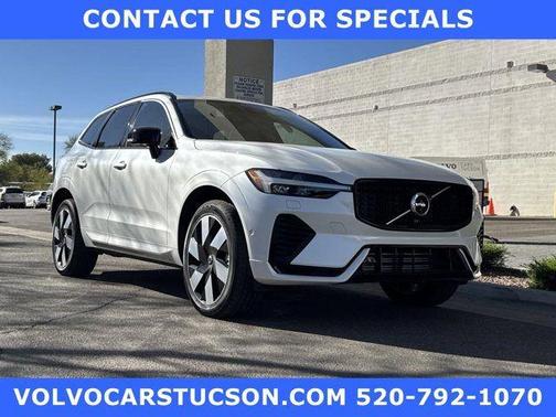 2024 Volvo XC60 Recharge Plug-In Hybrid T8 Plus Dark Theme