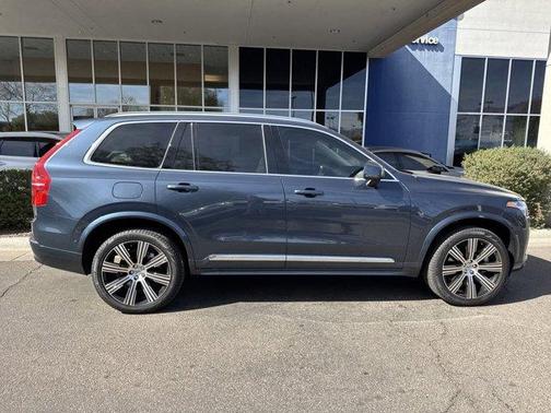 2025 Volvo XC90 Plug-In Hybrid T8 Ultra 7-Seater