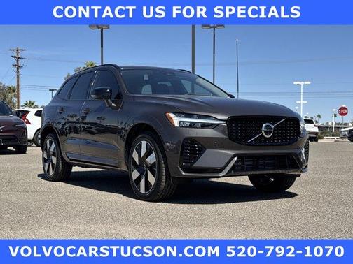 2025 Volvo XC60 Plug-In Hybrid T8 Plus
