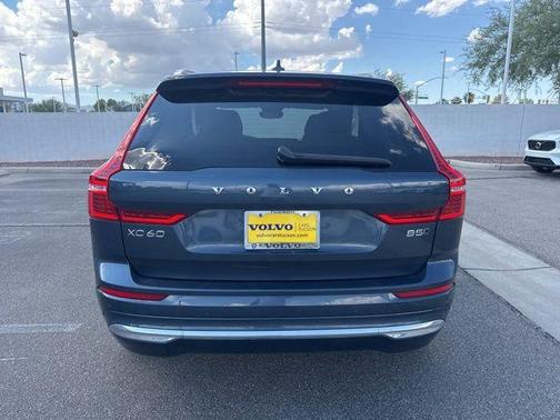 2023 Volvo XC60 B5 Plus Bright Theme