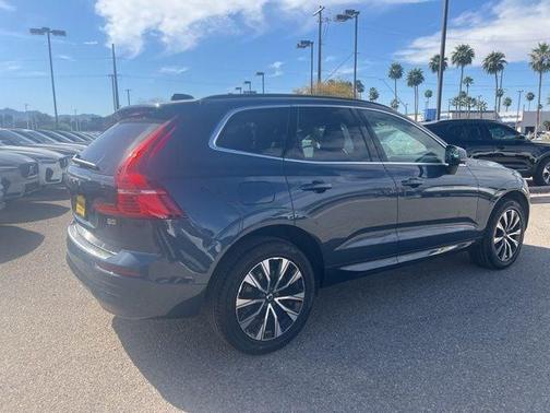 2023 Volvo XC60 B5 Core