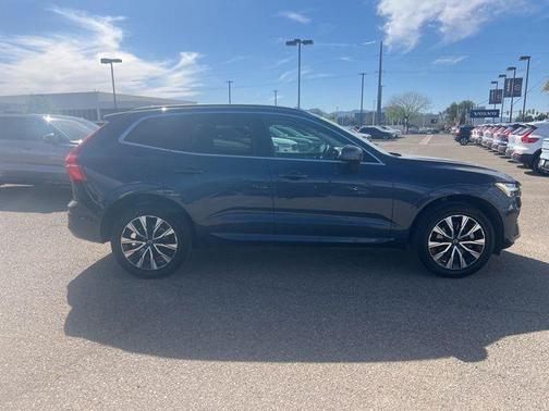 2023 Volvo XC60 B5 Core