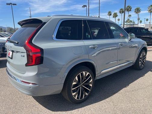 Vapour Grey 2026 Volvo XC90 B6 Ultra 7-Seater