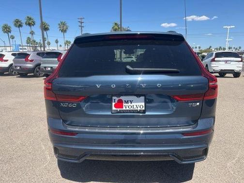 2026 Volvo XC60 Plug-In Hybrid T8 Plus