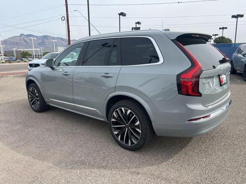 2026 Volvo XC90 Plug-In Hybrid T8 Plus 7-Seater