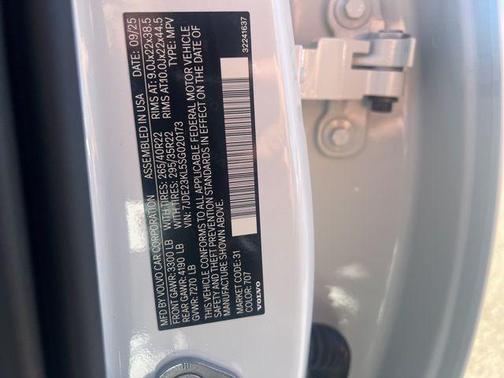 2025 Volvo EX90 Twin Motor Performance Ultra 6-Seater