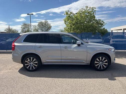 2025 Volvo XC90 B5 Core