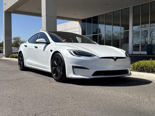 2022 Tesla Model S Base