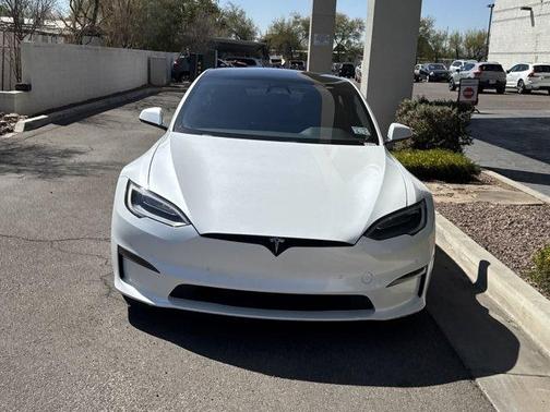 2022 Tesla Model S Base