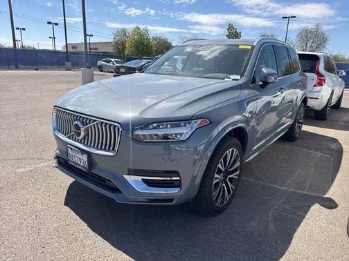 2022 Volvo XC90 Recharge Plug-In Hybrid T8 Inscription Expression 6 Passenger