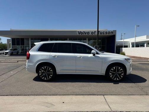 2026 Volvo XC90 Plug-In Hybrid T8 Plus 7-Seater