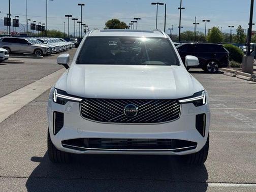 2026 Volvo XC90 Plug-In Hybrid T8 Plus 7-Seater