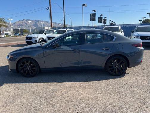 2025 Mazda Mazda3 2.5 S Carbon Edition