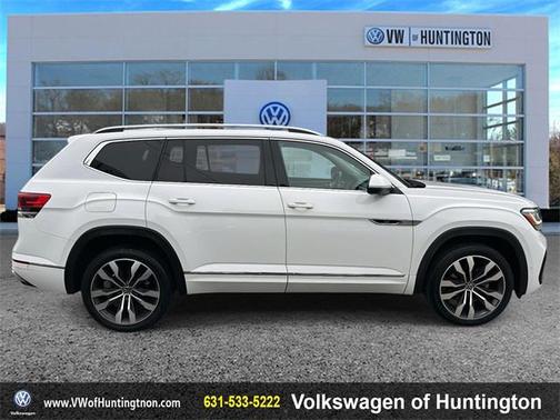 2022 Volkswagen Atlas 3.6L SEL Premium