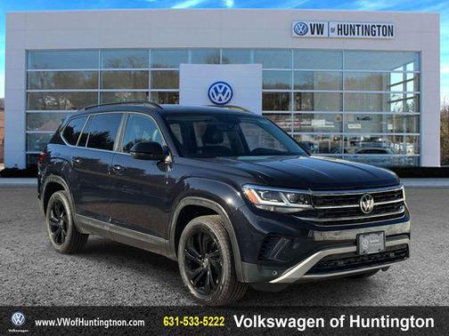 2022 Volkswagen Atlas 3.6L SE w/Technology