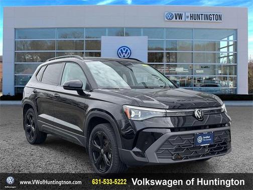 2025 Volkswagen Taos 1.5T SE Black