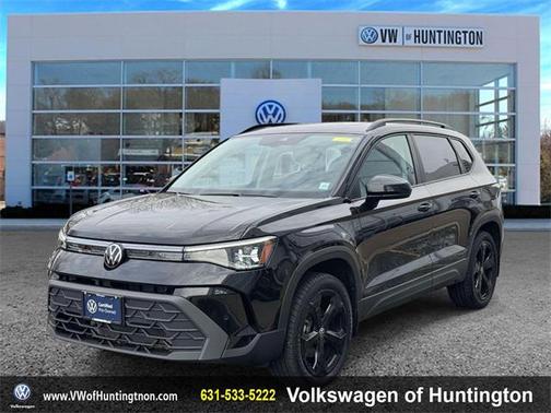 2025 Volkswagen Taos 1.5T SE Black