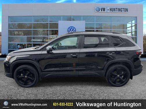 2025 Volkswagen Taos 1.5T SE Black