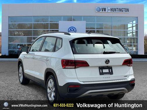 Pure White 2023 Volkswagen Taos 1.5T S