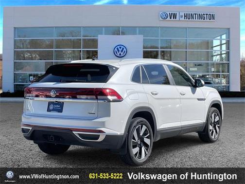 2025 Volkswagen Atlas Cross Sport 2.0T SEL