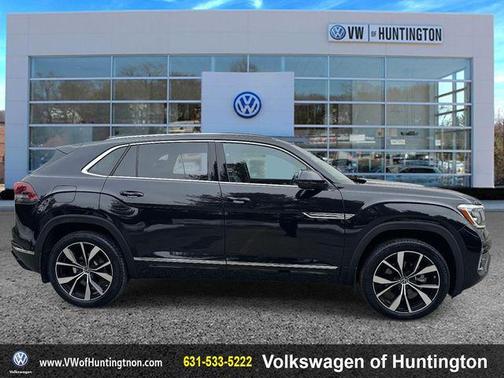 2025 Volkswagen Atlas Cross Sport 2.0T SEL Premium
