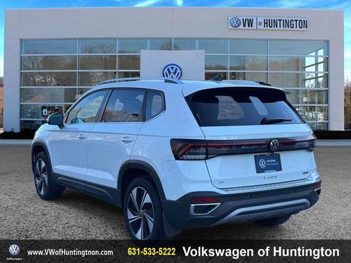 2025 Volkswagen Taos 1.5T SE