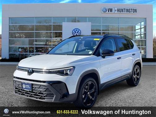 2025 Volkswagen Taos 1.5T SE Black