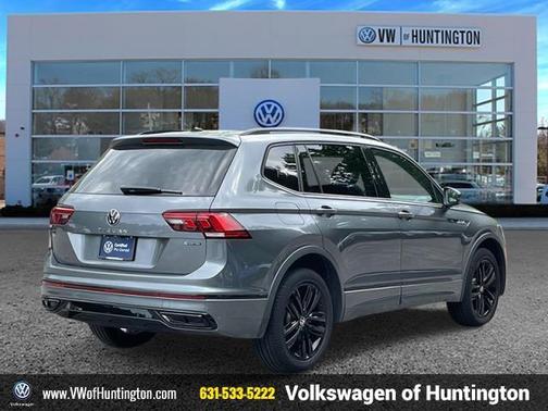 2022 Volkswagen Tiguan 2.0T SE R-Line Black 4MOTION