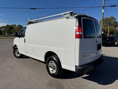 2018 GMC Savana 2500 Work Van