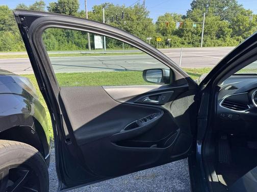 2020 Chevrolet Malibu FWD LT