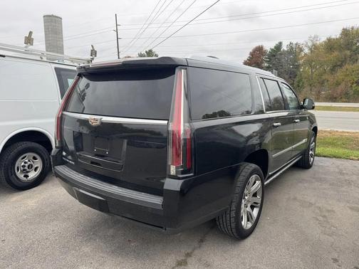 2016 Cadillac Escalade ESV Premium