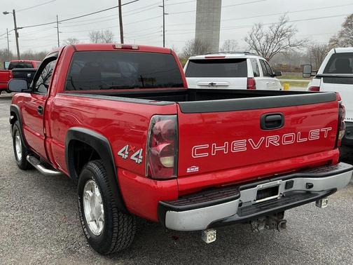 2005 Chevrolet Silverado 1500 W/T