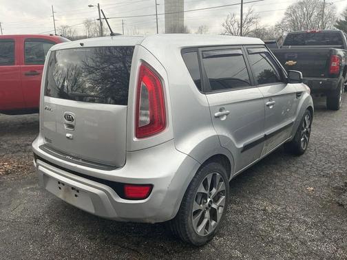 2012 Kia Soul +