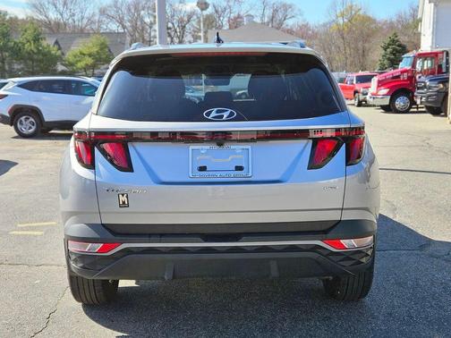 Silver 2024 Hyundai TUCSON SEL