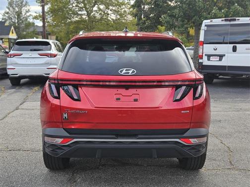 2023 Hyundai TUCSON SEL