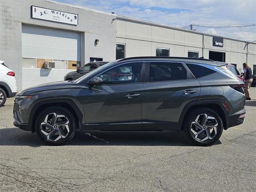 2023 Hyundai TUCSON SEL