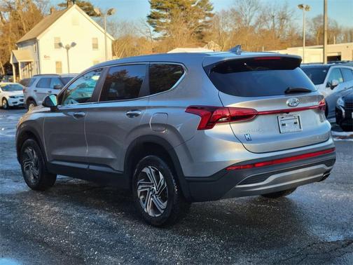 2022 Hyundai SANTA FE SE