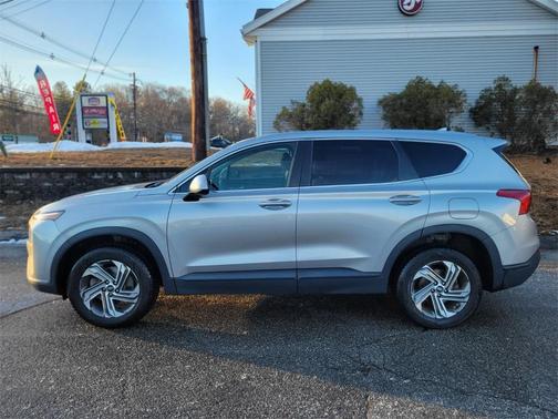 2022 Hyundai SANTA FE SE