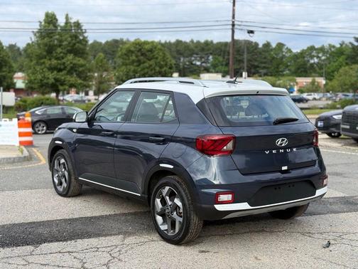 Blue 2024 Hyundai VENUE Limited
